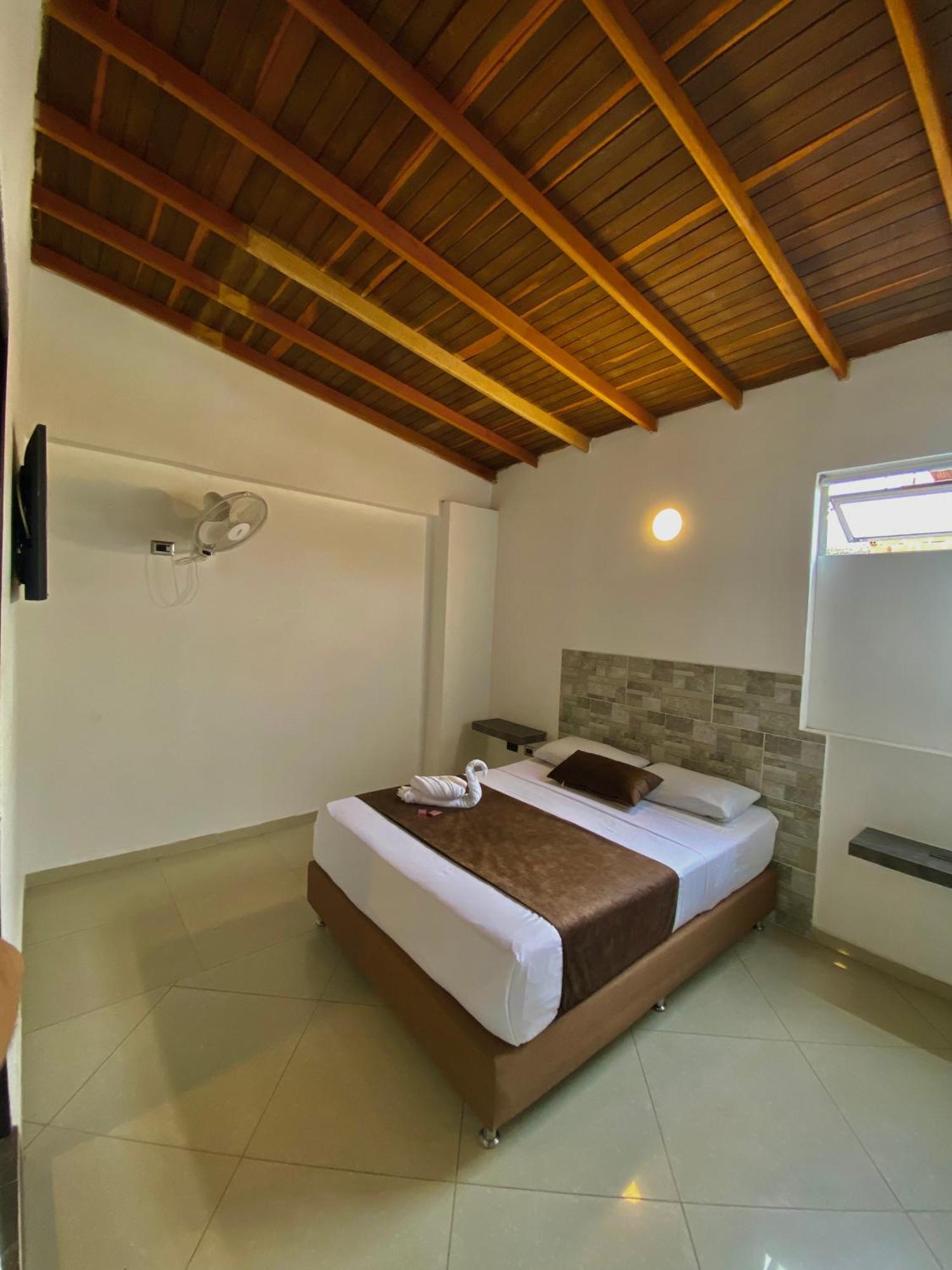 Hotel Buenos Aires Central Medellin Exterior photo
